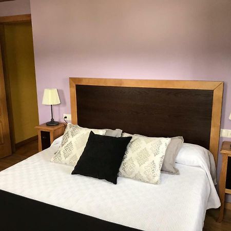 Apartamentos Carola Сан-Тирсо-де-Абрес Экстерьер фото